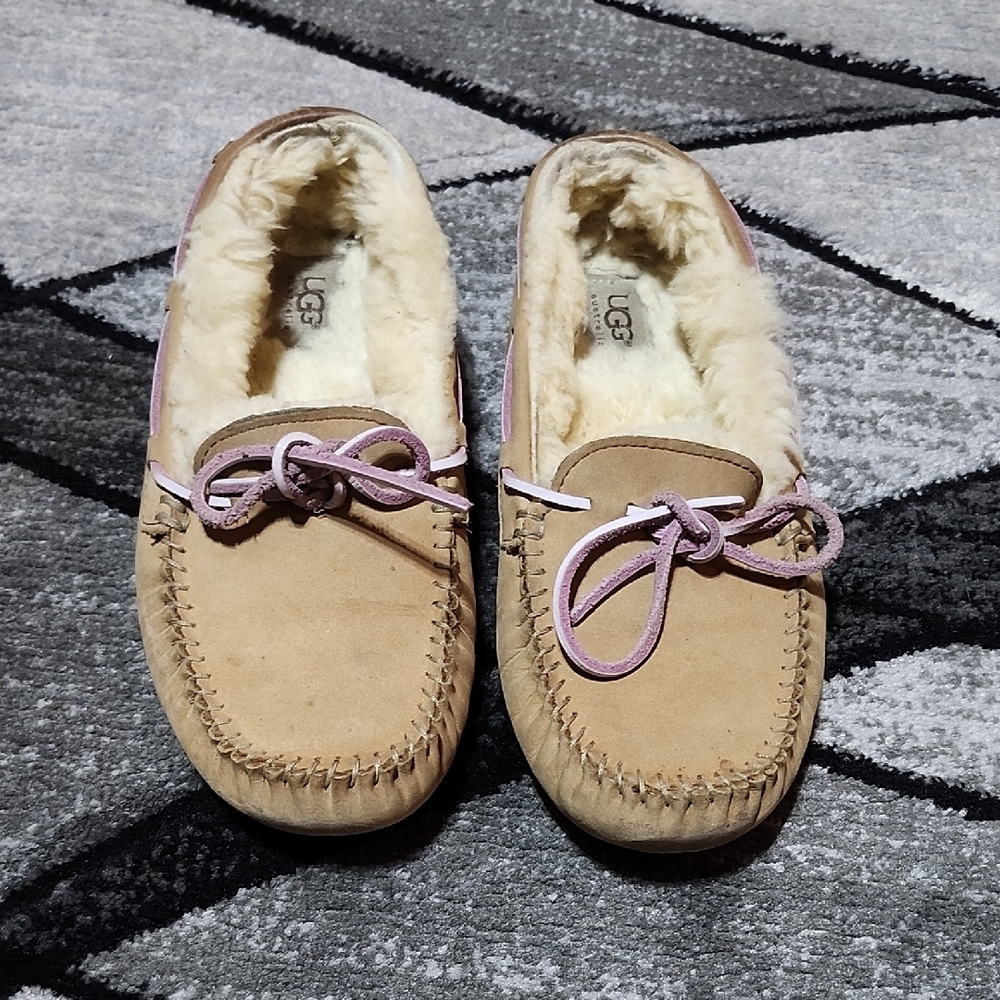 UGG DAKOTA CHESTNUT LEATHER GENUINE SHEEPSKIN SLIP-ON SLIPPERS MOCCASIN LOAFERS